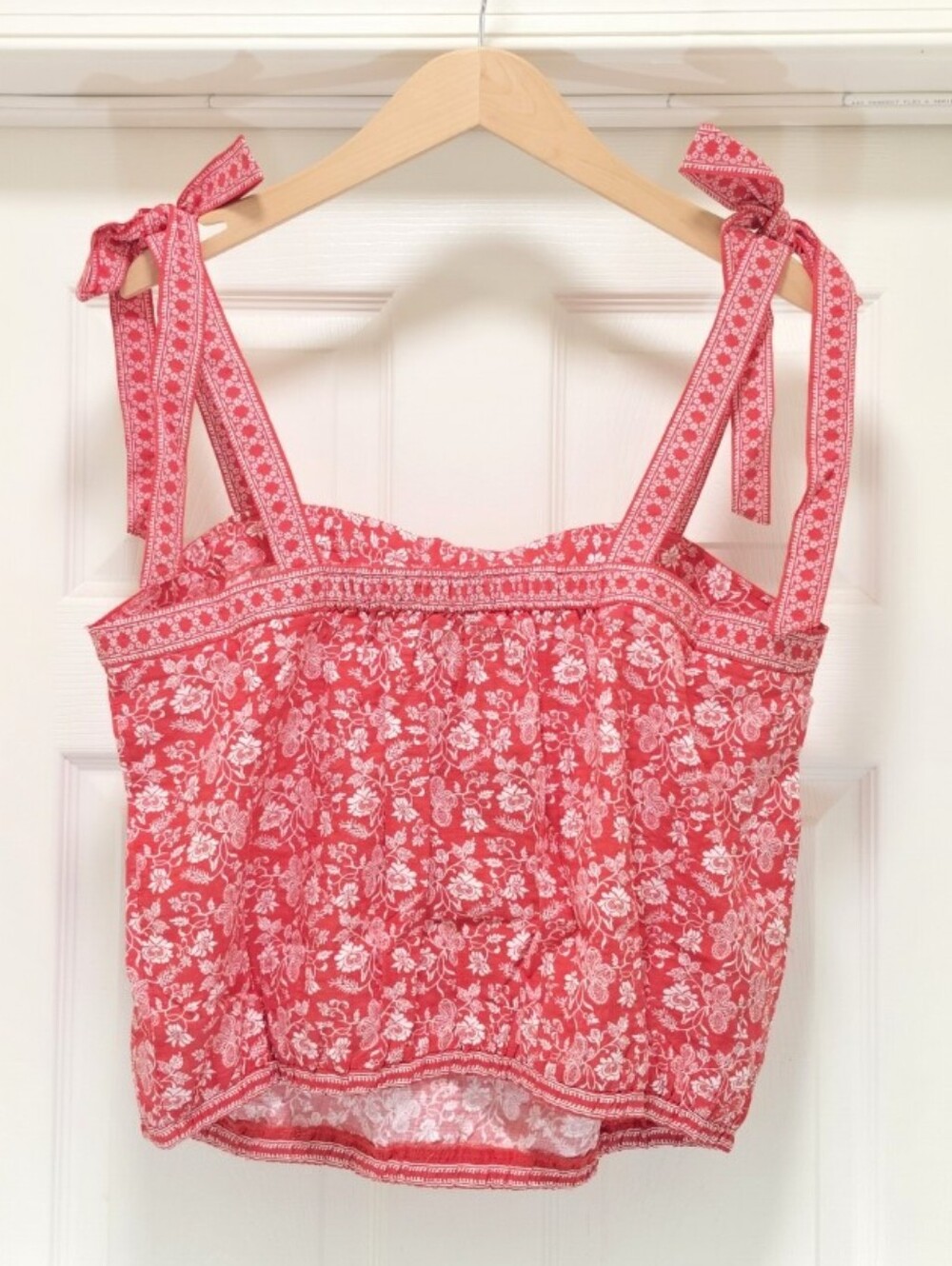 Max Studio Square Neck Floral Print Tie Strap Bubble Top Color Red/White Size L